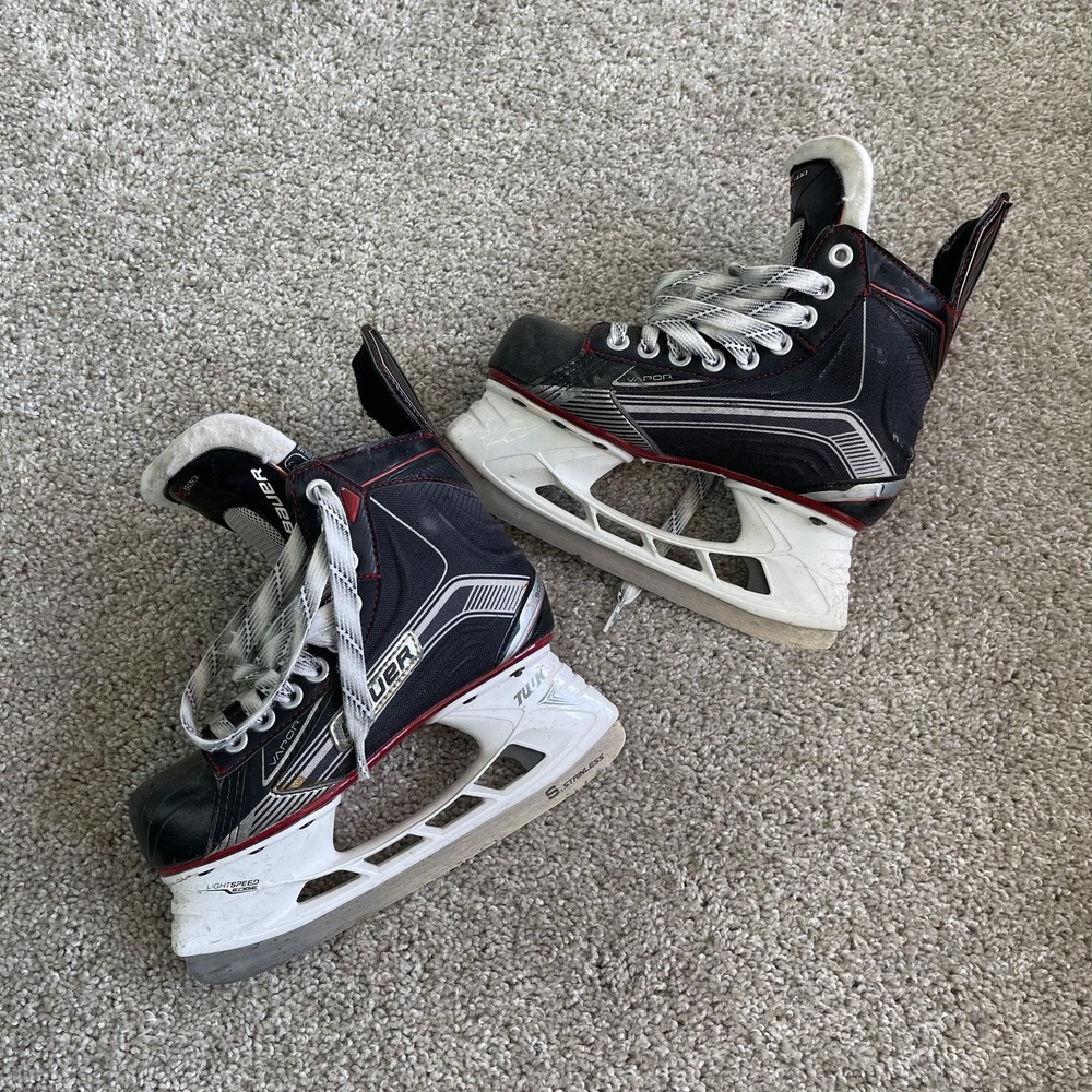 Bauer Vapor Ice Hockey Skates Junior 3 Black Red Tuuk Lightspeed Lace Up